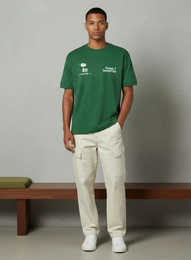 SP Characters Men Regular Fit Crew Neck Short Sleeves Peanuts Print T-shirt