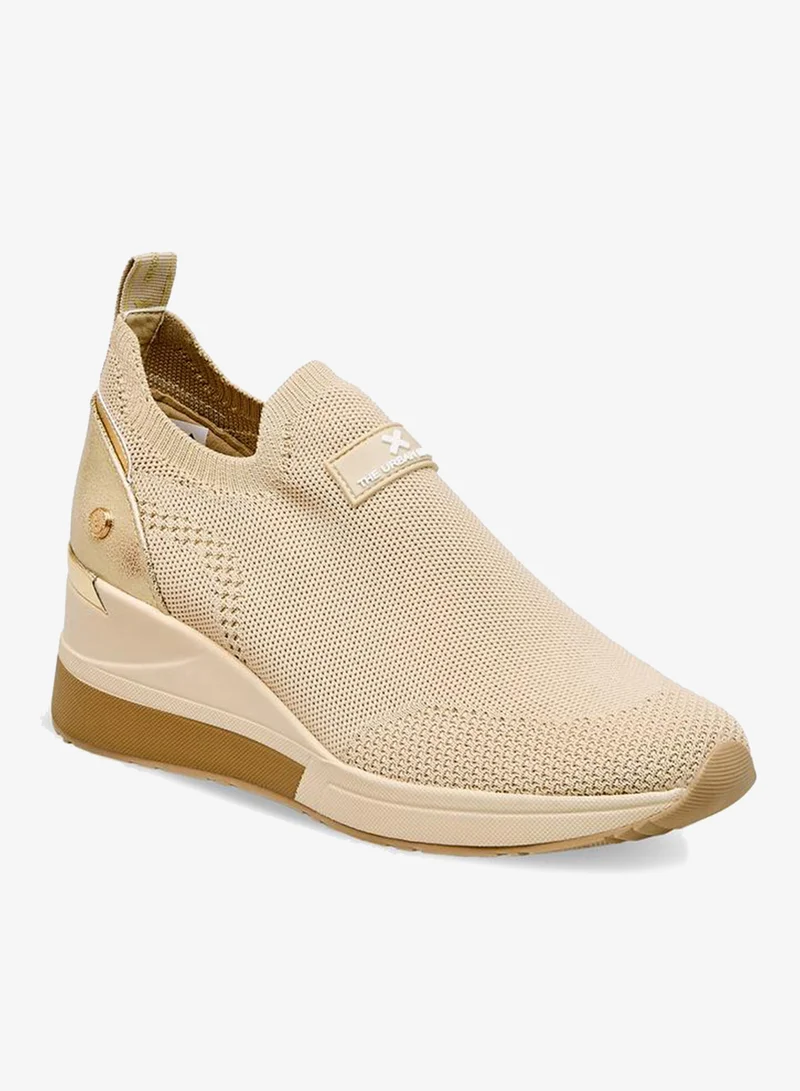 Xti Women Textured Slip-On Ankle Sneakers