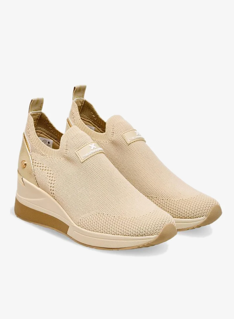 Xti Women Textured Slip-On Ankle Sneakers
