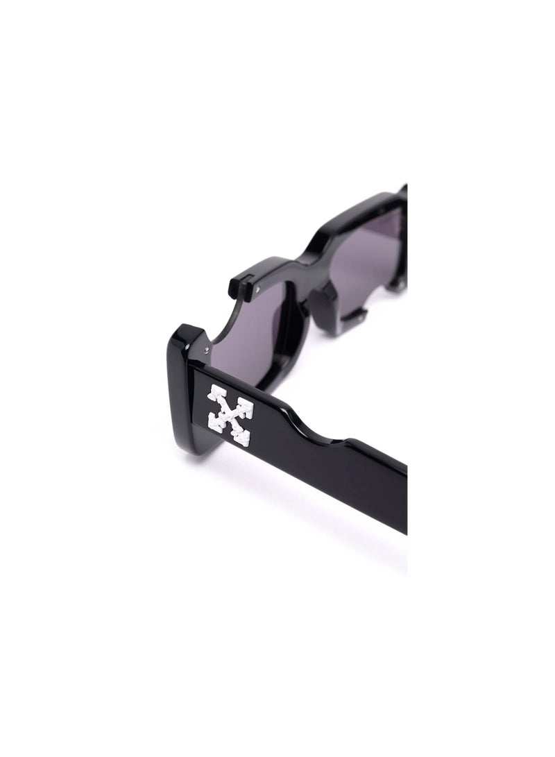 OFF-WHITE Unisex Black Sunglasses – Trendy Frame with UV Protection Lenses – Perfect for Any Style - Image 3