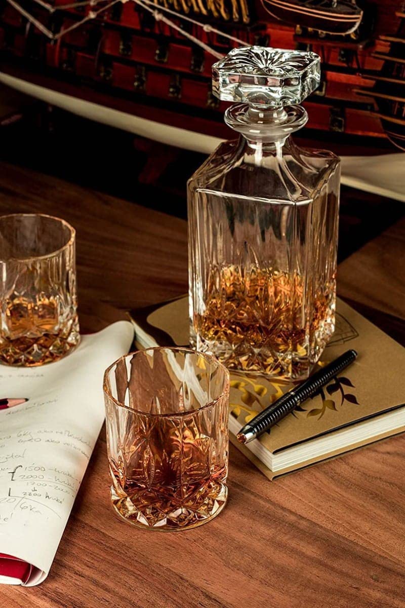 CLOTIX CLOTIX European Style Whiskey Decanter Bottle,Glass Decanter for Liquor, Whisky, Vodka, Scotch, Wine, Rum, Brandy, Champagne, Tequila, Juice (1000ML Square Decanter with 6Pcs Glass 250ML)  - Image 3