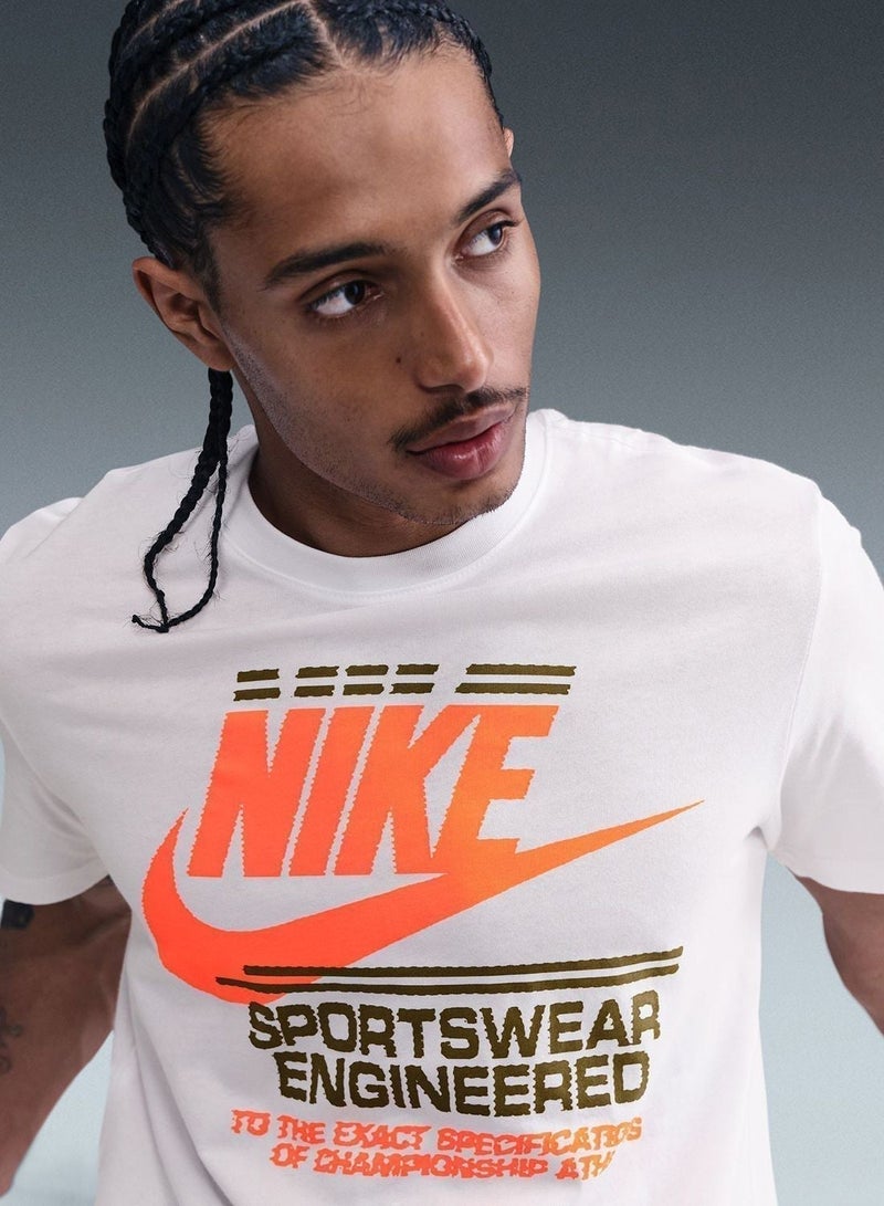Nike Nsw Futura Graphic T-Shirt - Image 1