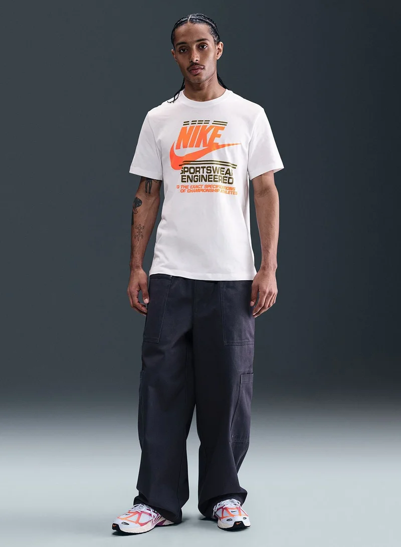 Nike Nsw Futura Graphic T-Shirt