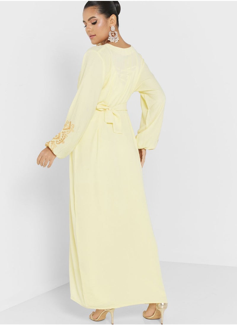 hayas closet - Embroidered Belted Jalabiya - Image 1