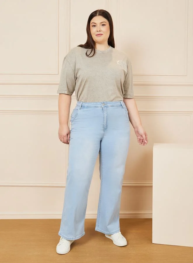 Styli Light Wash Skater Fit Jeans