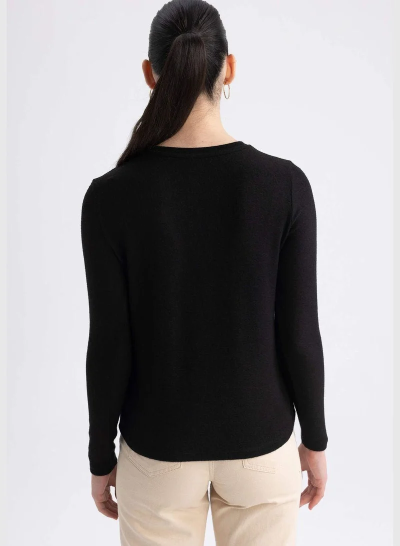 DeFacto Woman Regular Fit Crew Neck Knitted Long Sleeve T-Shirt