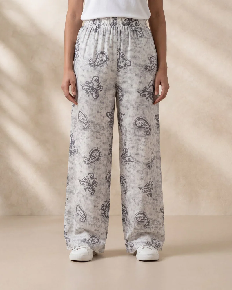 Redtag Women Grey Printed Trousers