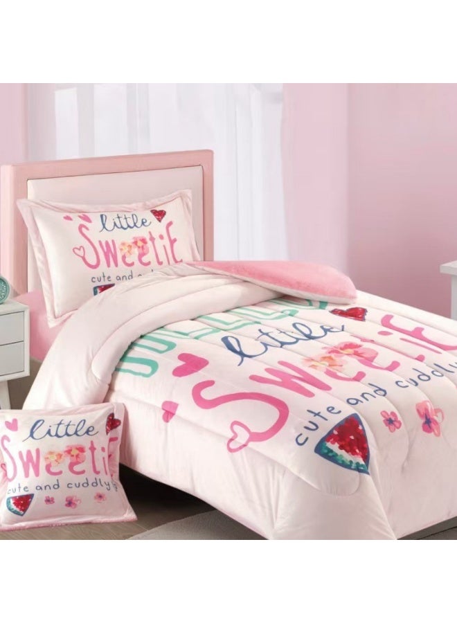 سمارت هوم مفرش سرير أطفال شتوي فخم 4 قطع وجهين مخمل وفرو ناعم بتصميم عصري ومريح – طقم مفارش سرير دافئ  مناسب لغرف الأولاد والبنات – مفرش شتوي فخم للمنزل أو الهدايا – المقاس 170×230 سم ( المفرش بحشوة ) - Image 2