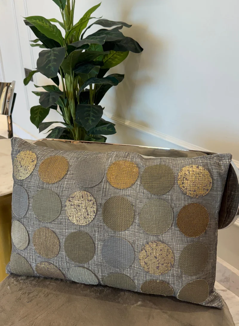 تحفة لوكس Threaded Grace Handmade Cushion with Filler
