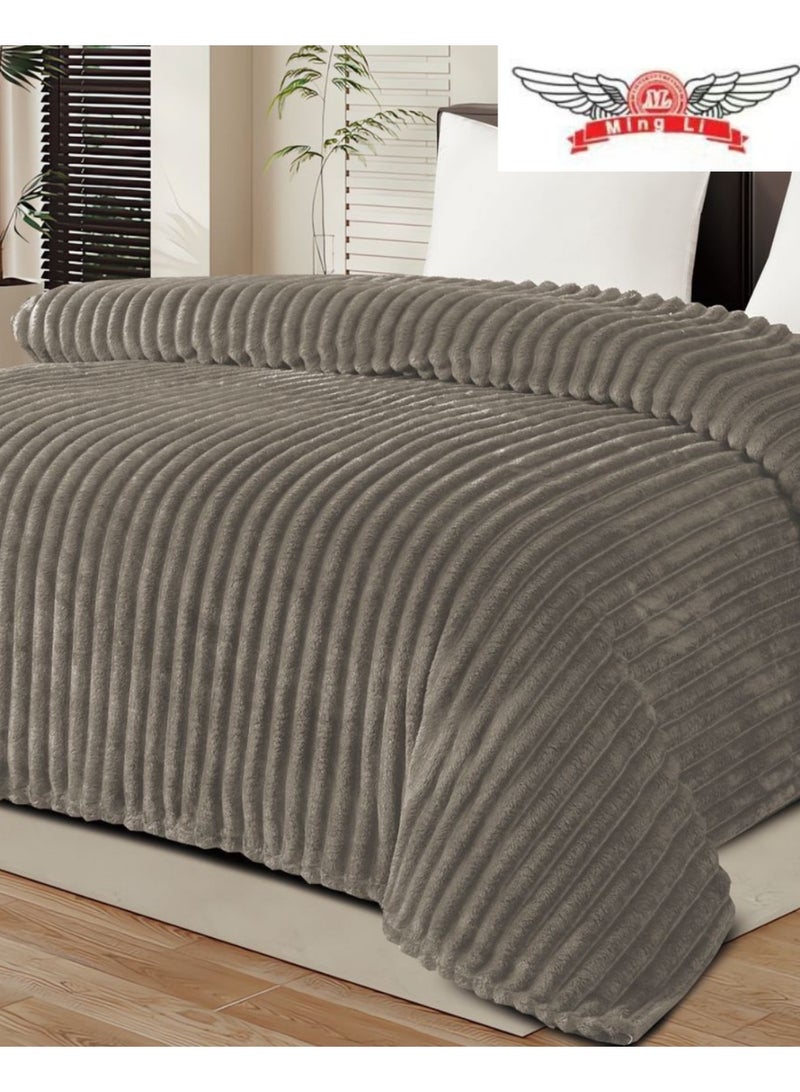 مينجلي بطانية فلانيل مخططة ناعمة ودافئة  بوزن1  كجم - بطانيه مقاس  210×170 سم متعددة الاستخدامات للسرير والكنبة وجميع الفصول - Image 3