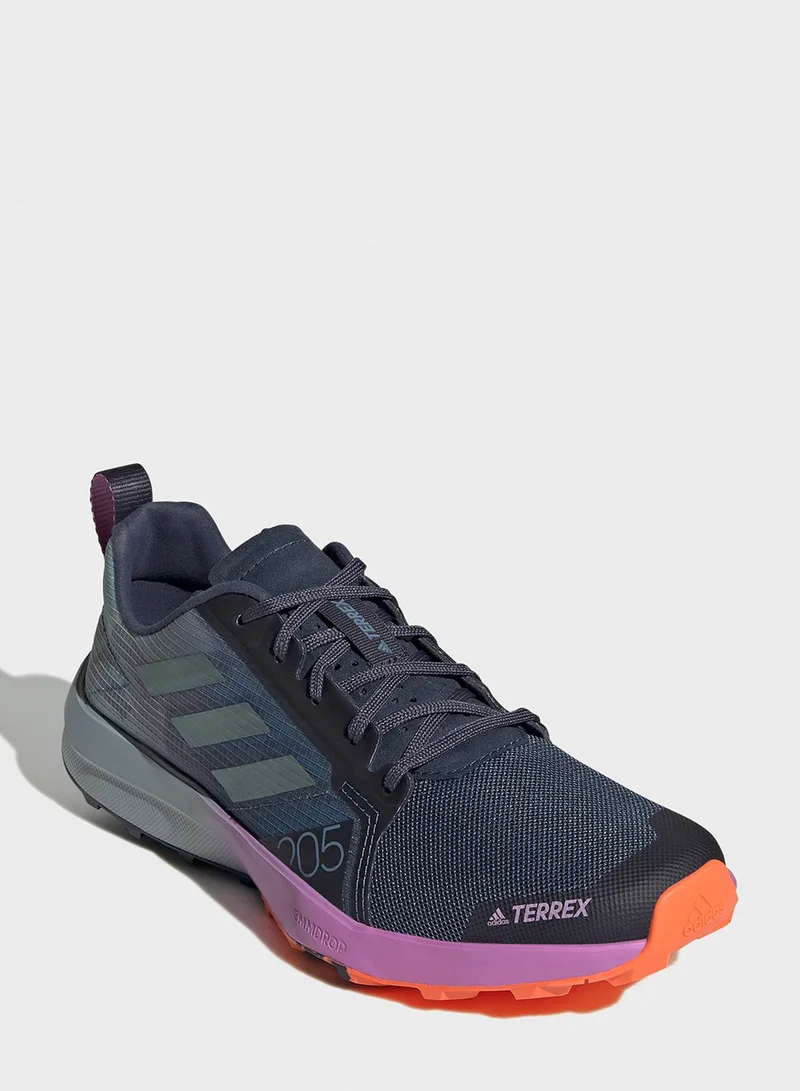 adidas حذاء تيراكس سبيد فلو