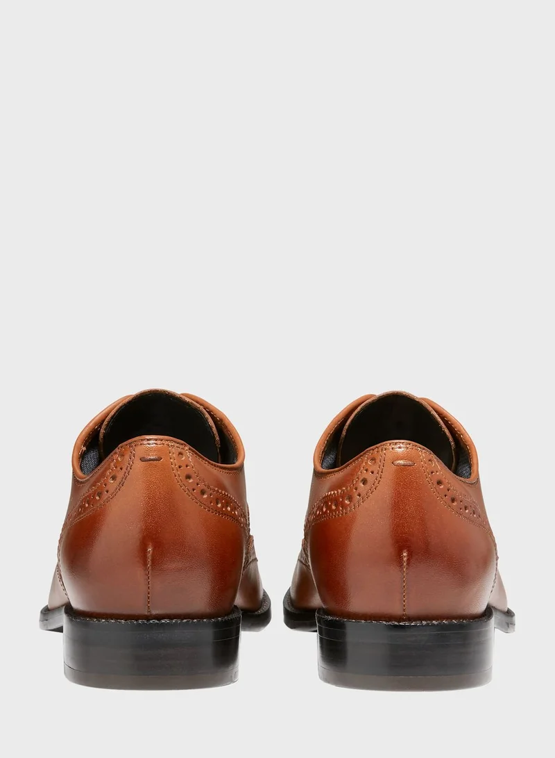 كول هان Casual Low Top Sneakers