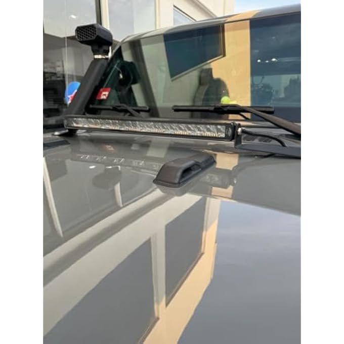 Black Hawk Customs Light Bar 20 Single Row 4 Modes 1224 Vdc 5700 K 195 Watts - Image 1
