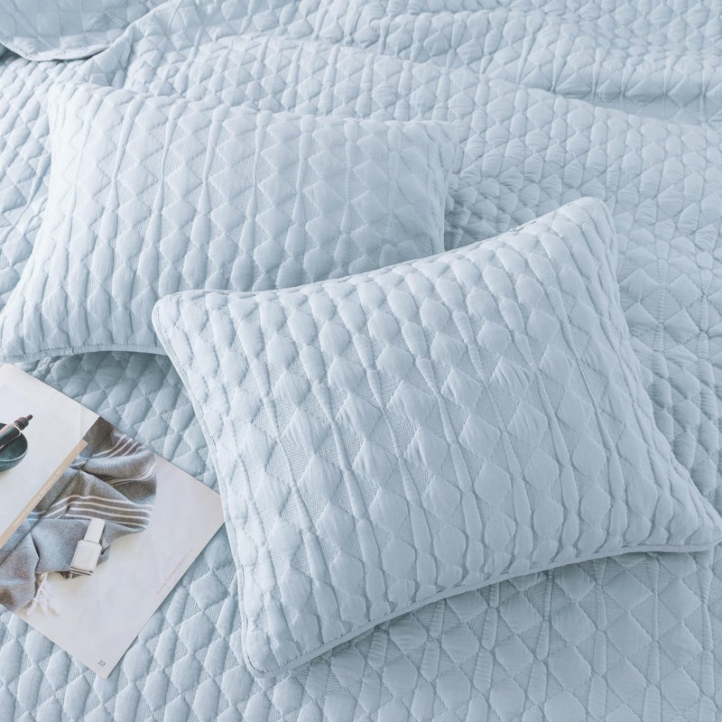 WDCOZY Light Blue Twin Size Quilt Bedding Set with 1 Pillow Sham, Lightweight Soft Bedspread Coverlet, Thin Comforter Bed Cover for All Season, 2 Pieces, 68x90 inches - Image 4