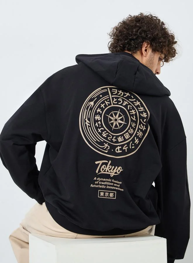 Styli Men Black Tokyo Print Oversized Fleece Hoodie