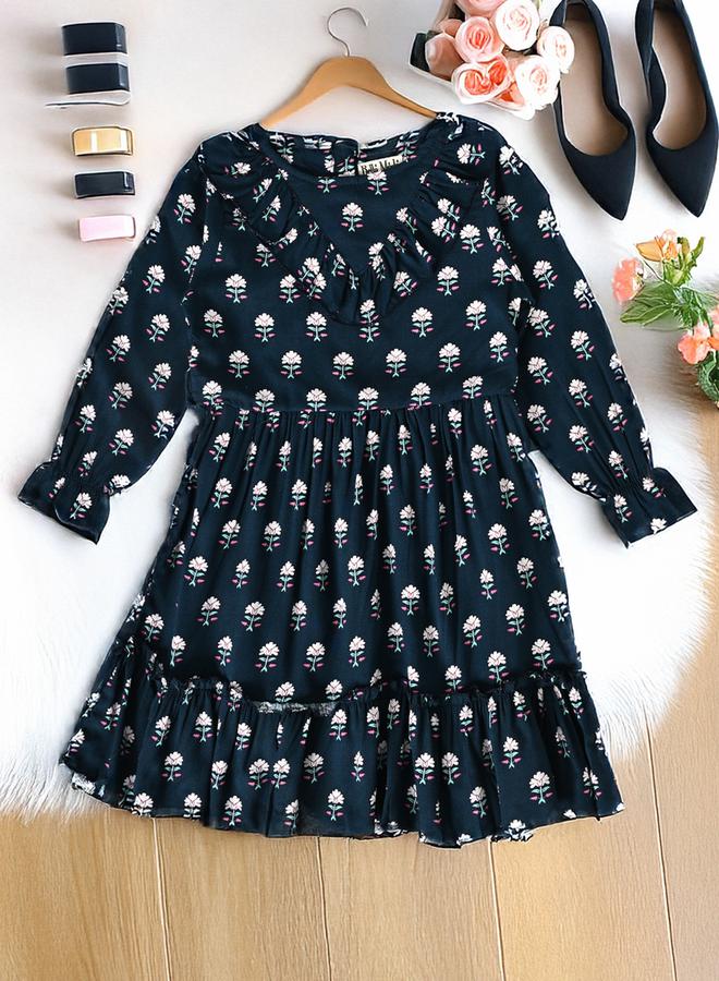 بيلا مودا فستان بيلا مودا بطبعات زهور بياقة مستديرة وطبقات - Image 1