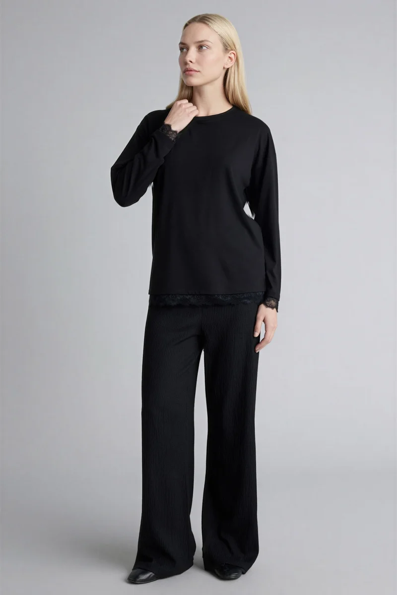 ديفاكتو Straight Fit Regular Hem Trousers