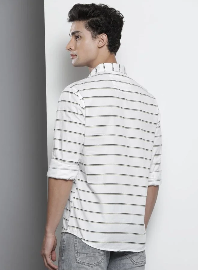 شركة المرآب الهندية Men Slim Fit Striped Full Sleeves Spread Collar Casual Shirt