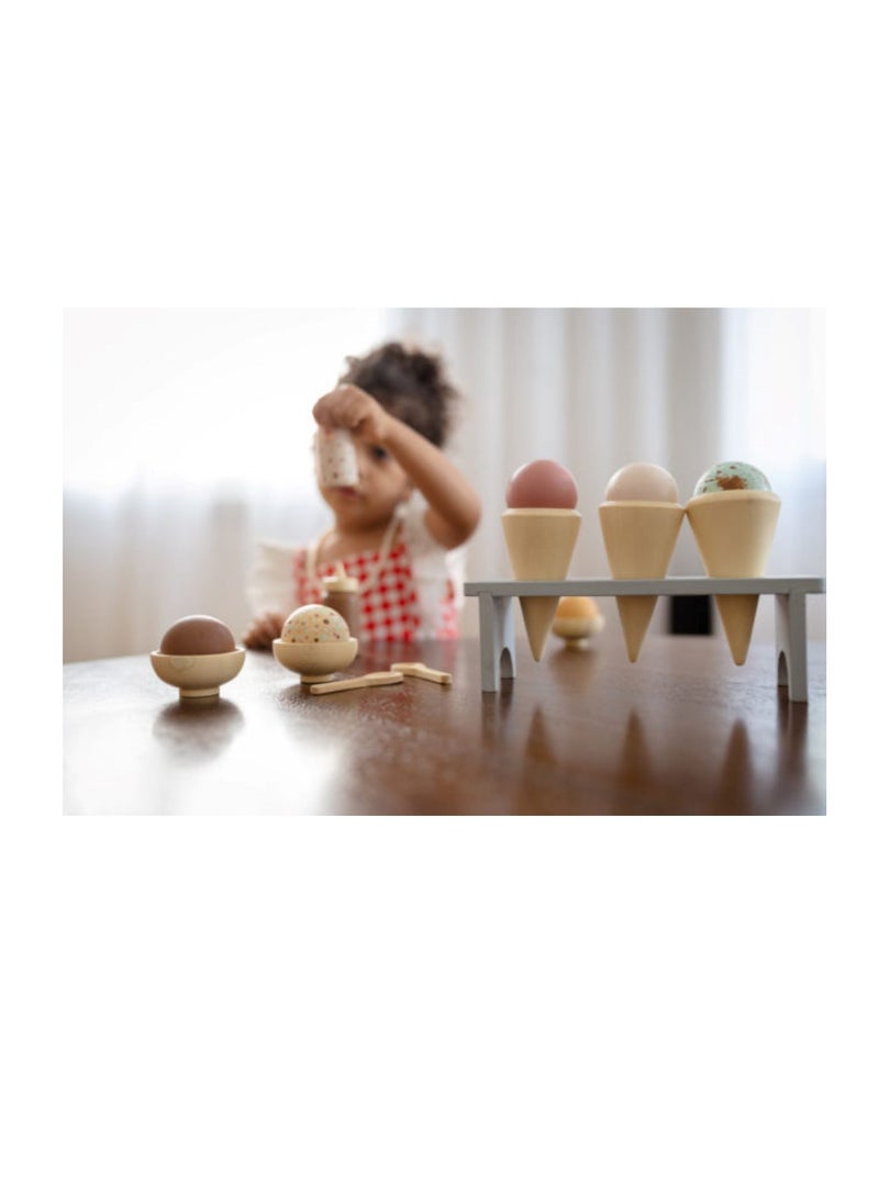 بيرتش آند باغز مجموعة ألعاب الآيس كريم الخشبية مجموعة ألعاب الآيس كريم الخشبية العضوية، مجموعة ألعاب تظاهر صديقة للبيئة من أجل متعة مستدامة لأطفالك الصغار - Image 4