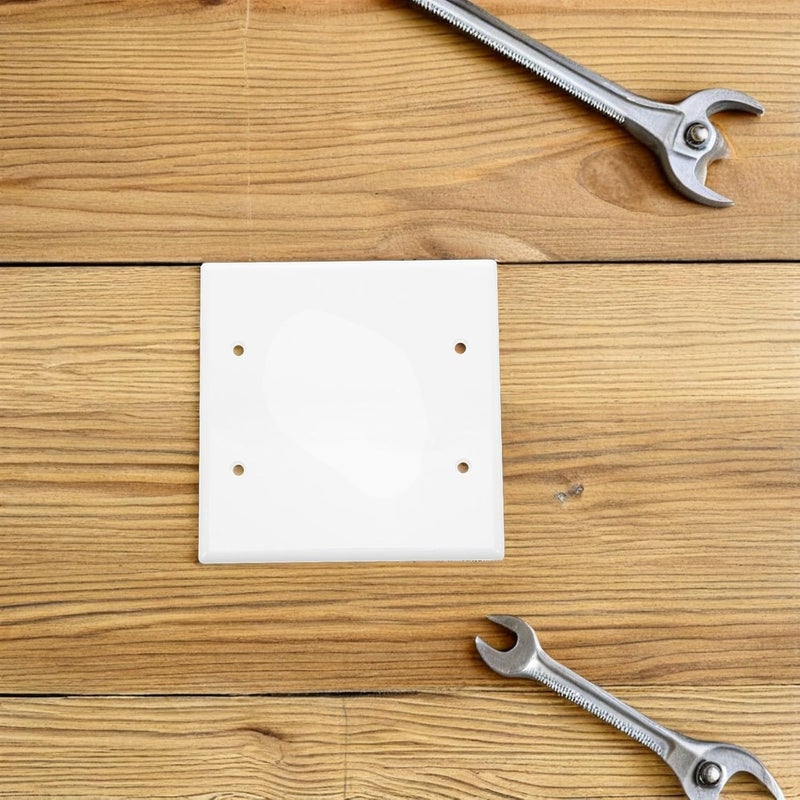 MAGICLULU 4pcs White Blank Outlet Cover Plates, Fire-resistant Plastic Wall Socket Covers with Screws, Standard Size Faceplate for Residential and Commercial Electrical Outlets - Image 5
