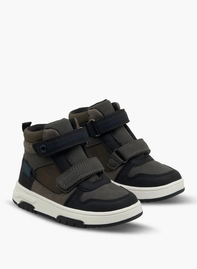 ال بي ال من شو اكسبرس أحذية رياضية للأولاد عالية القطع بتصميم ألواح