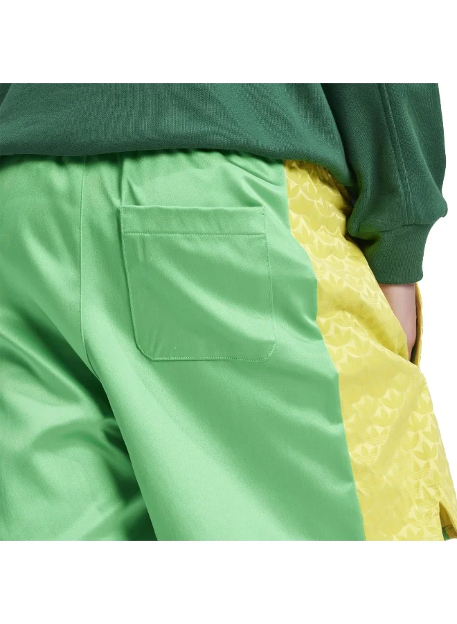 Adidas Q2 MONOGRAM SHO Green Originals Men SHORTS