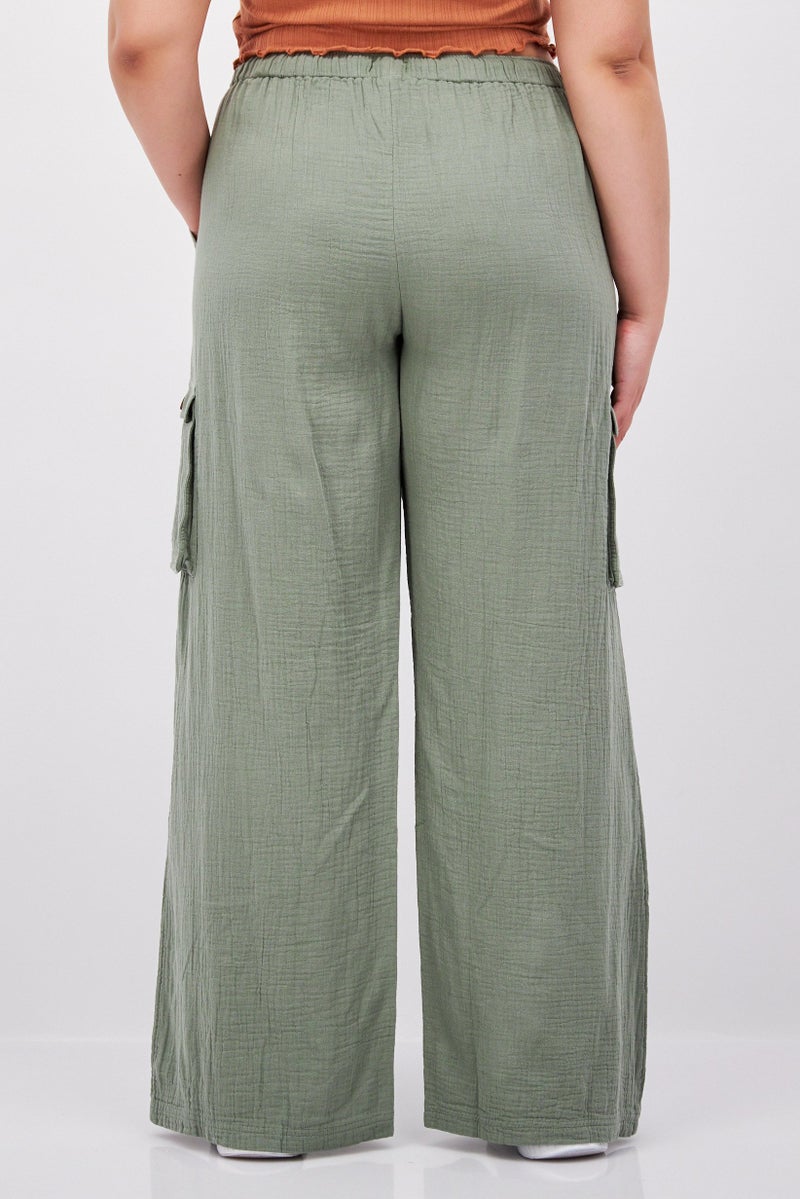 Roxy Women Regular Fit Textured Cargo Pants, Olive - Image 4