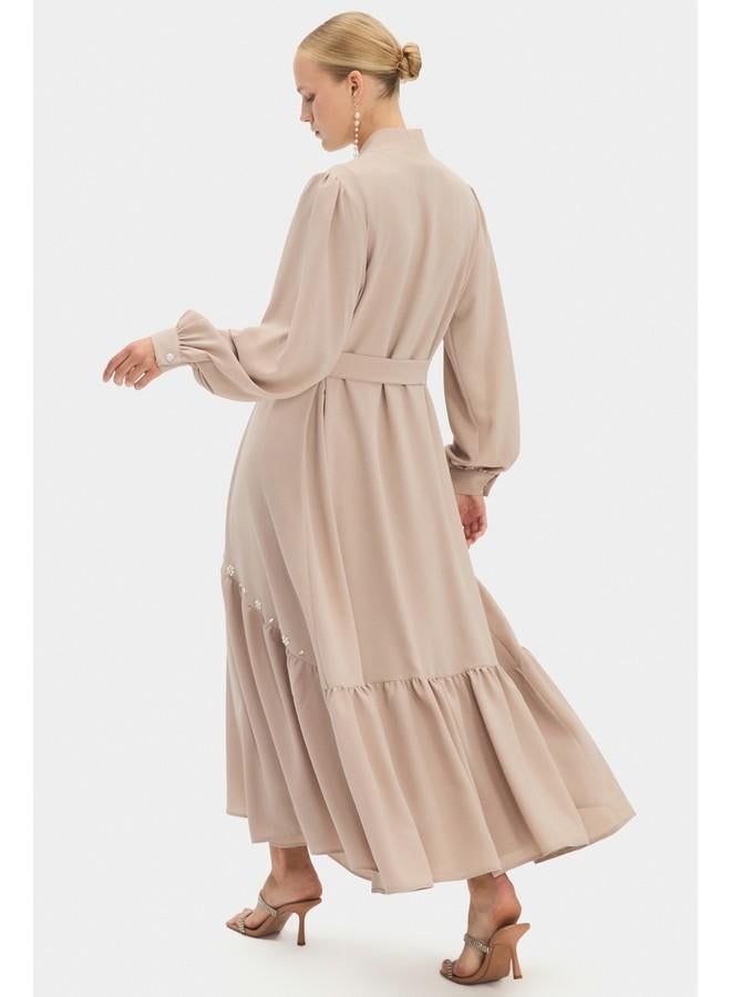 جون عباية بالون بأكمام مزينة بالخرز من جين - Image 4