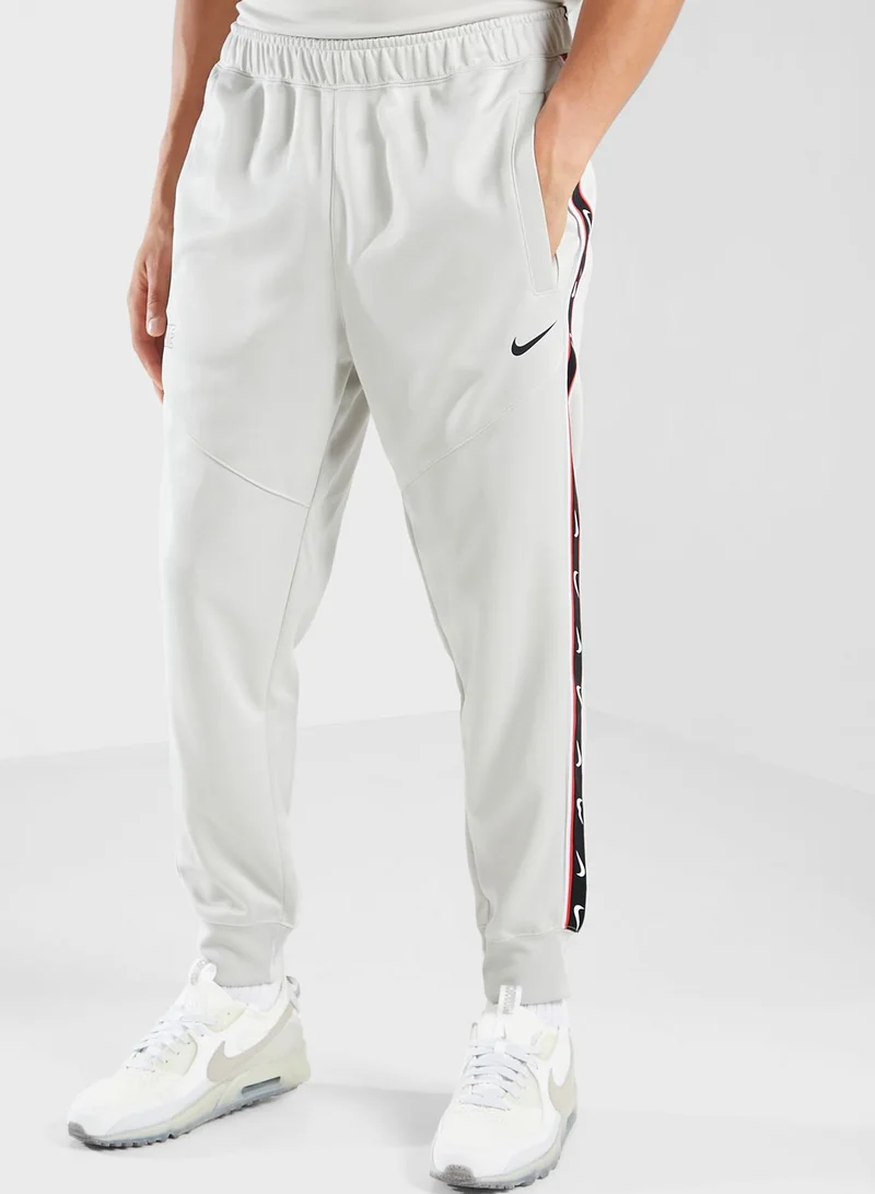 Nike Nsw Repeat Sweatpants