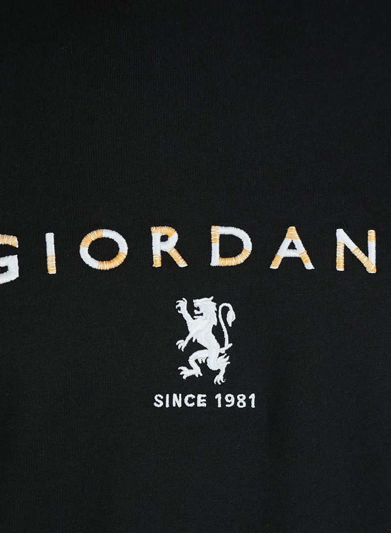 GIORDANO  Men's Cotton Signature Print Slim Fit Tee for Men | Best Price UAE