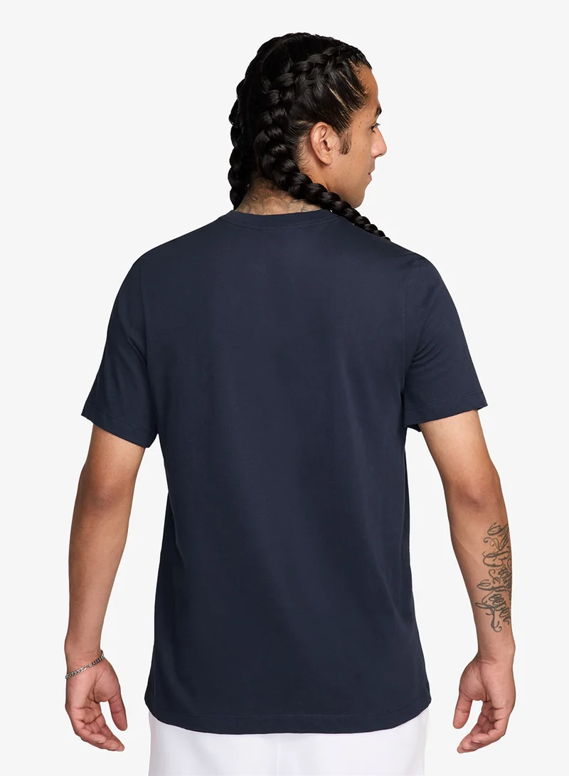Nike Nsw Standard Celebrate Brand T-Shirt
