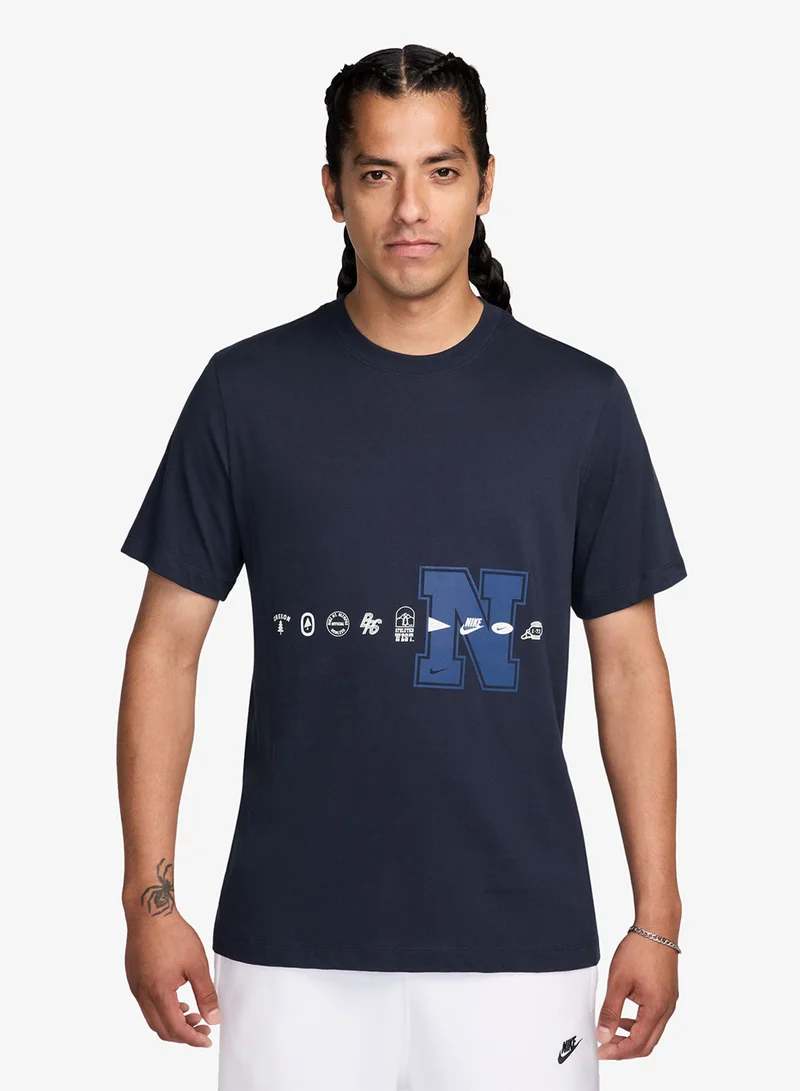 Nike Nsw Standard Celebrate Brand T-Shirt