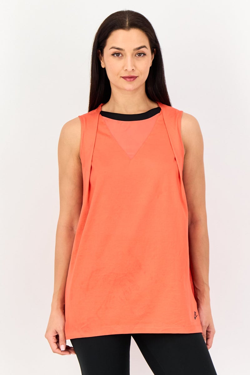 Nike تي شيرت تدريب بلا أكمام للنساء، أحمر - Image 1