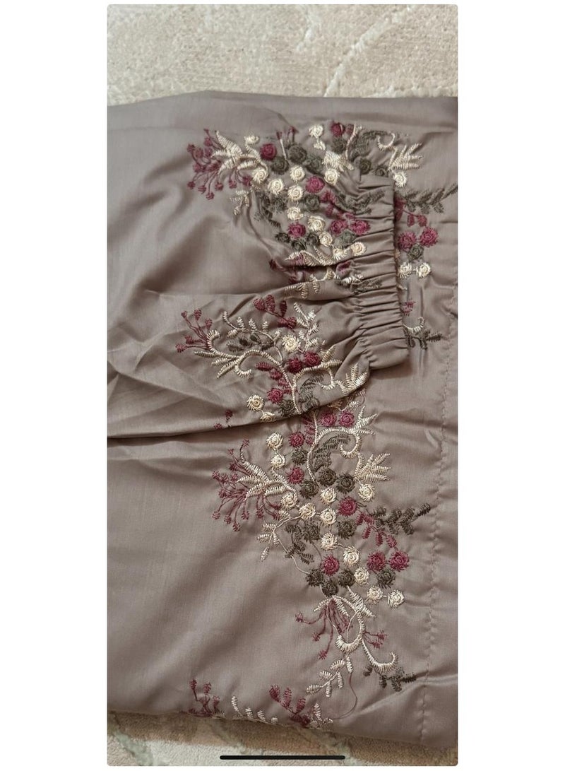 Wide and comfortable embroidered women's prayer sheet, excellent material (mared)  - Image 4