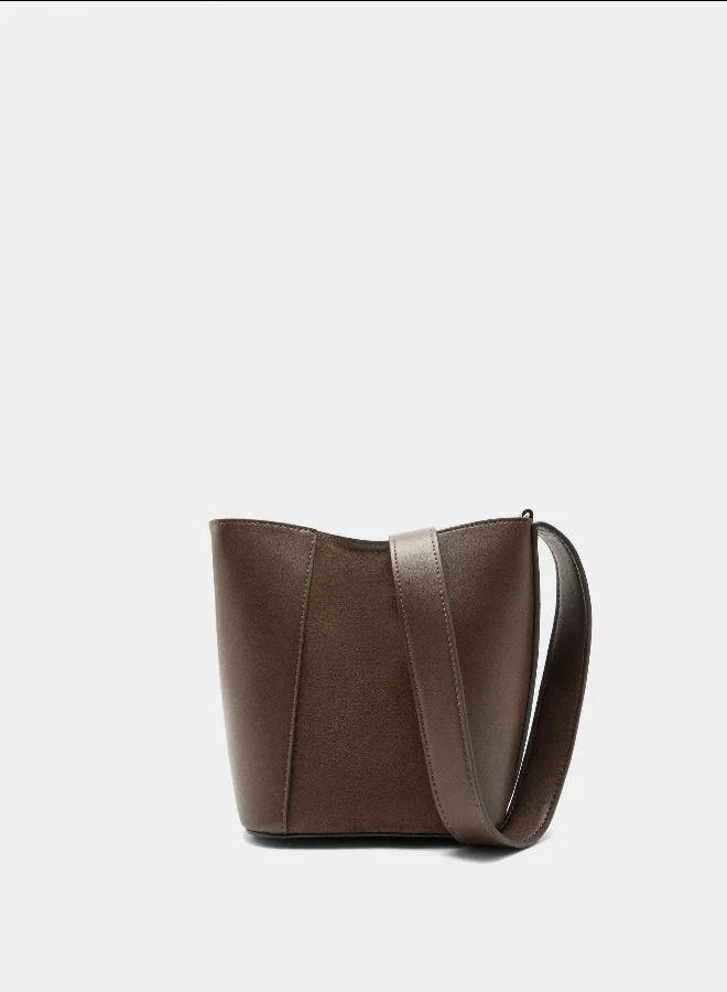 بارفوا تباين القوام في كيس الدلو