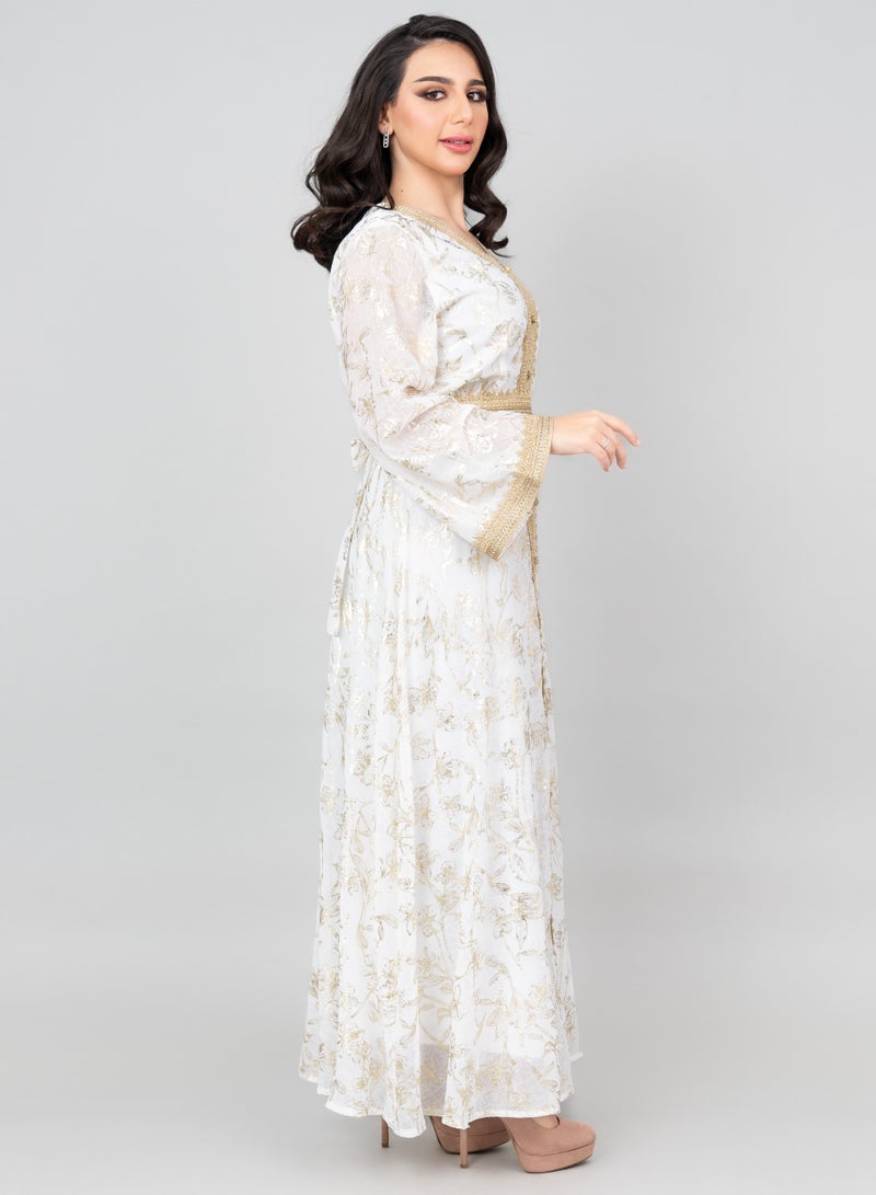 اكسا جلابية دانتيل مطبوعة عصرية بيضاء - Image 4