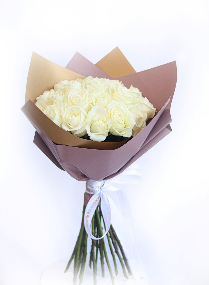 Generic Classic White Rose Embrace 