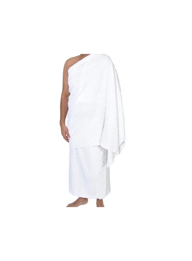 Al Haramain Ihram Comfortable Quick-Dry Microfiber Ihram for Hajj & Umrah – 2 Piece Set for Men – Soft, Skin-Friendly, 105x210 cm – Lightweight & Travel-Friendly - Image 2