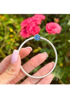 PANDORA Pandora Moments Blue Sparkling Disc Clasp and Snake Chain Bracelet in 925 Sterling Silver  - Image 3