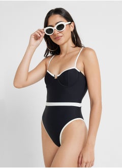 Strappy Colorblock Swimsuit - pzsku/ZE65CD5AB8B5B2B123DDCZ/45/_/1740638018/678ad96a-c59c-4433-8179-634dac9a1dc3