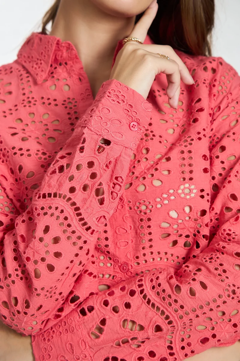 Virgio Cotton Boxy Vacation Shirts With Scallop Hem for Women