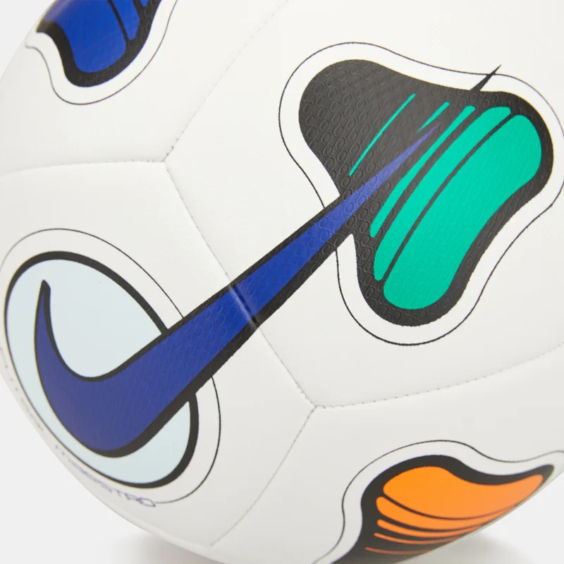 Nike Maestro Futsal Ball