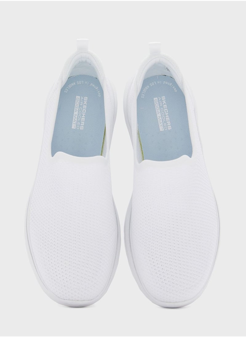 SKECHERS - Go Walk 7 - Image 1