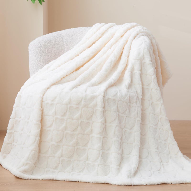 NEWCOSPLAY Super Soft Throw Blanket Off White Love Premium Silky Flannel Fleece 3D Heart Checkered Lightweight Bed Blanket All Season Use (Off White Love  Throw(50""x70"")) - Image 4