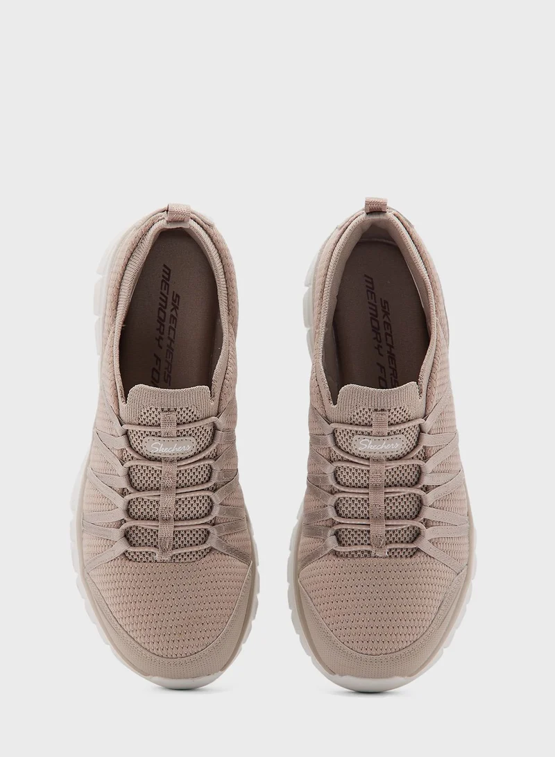 SKECHERS Go Walk Joy