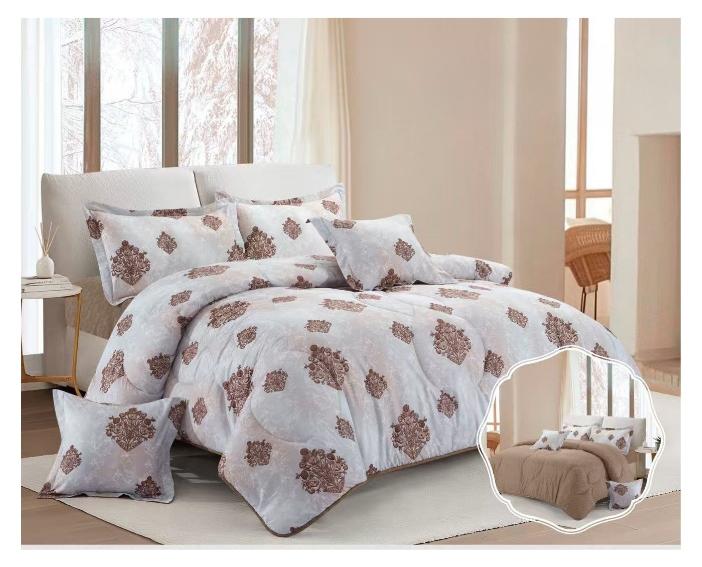 بلو سكاي مفرش سرير نفرين فخم من المايكروفايبر 100% ، غطاء سرير ، قابل للإستخدام على الوجهين، طقم مفارش بحشوة دبل  ، طقم نوم يتكون من 6 قطع ( مفرش بحشوة + شرشف مطاط للمرتبة + واقي مخدة + كيس مخدة + وسادة مربعة + كيس للوسادة المربعة  ) مقاس المفرش 240X260 سم ومقاس المغاط 200x200 سم ( اللون نفس الصورة) - Image 1