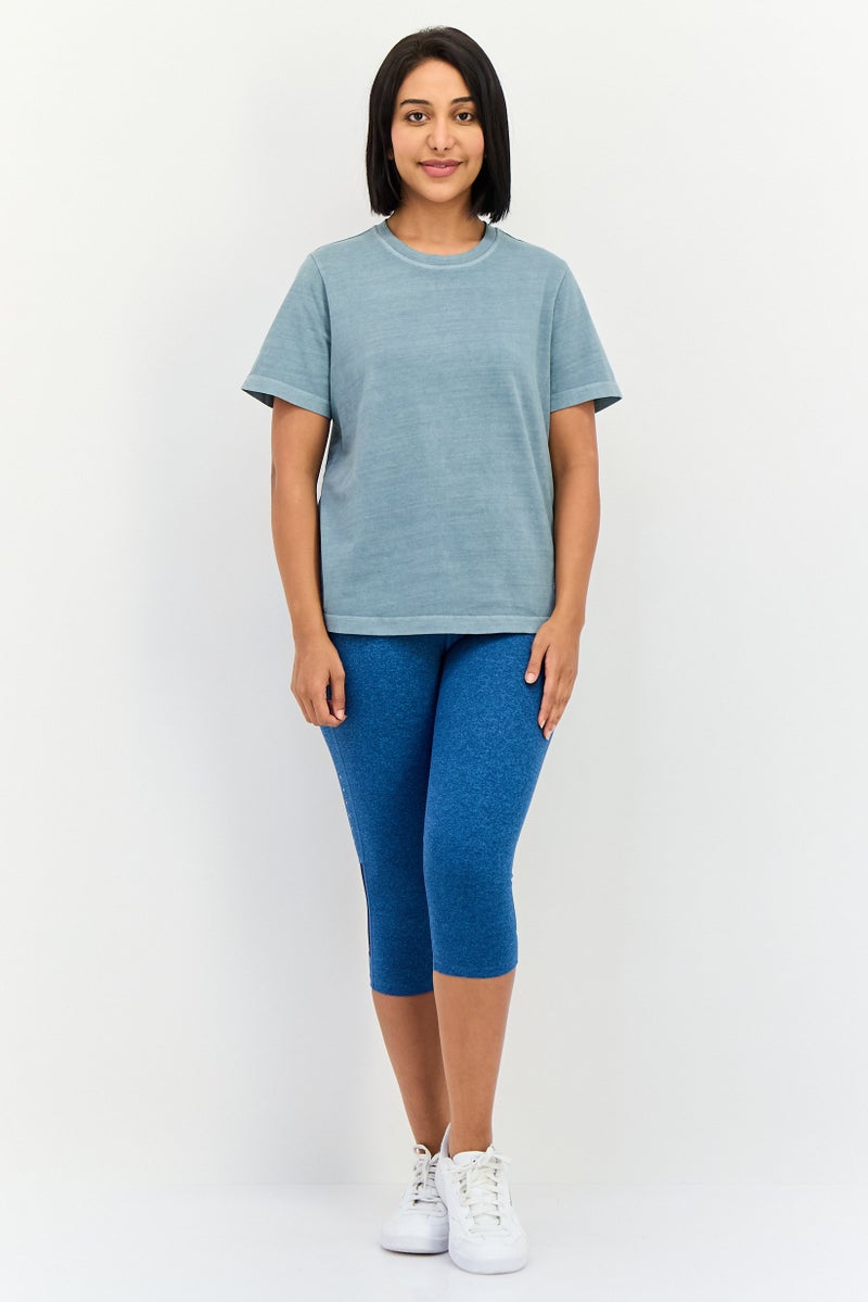 Reebok تي شيرت رياضي نسائي بأكمام قصيرة مناسب في الهواء الطلق، أخضر رمادي - Image 4