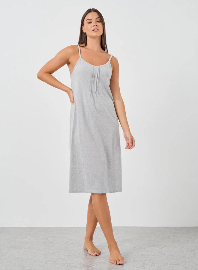 ستايلي فستان انزلاقي بتفاصيل مطوية بطبعات نجوم ولون سادة - عبوة من قطعتين