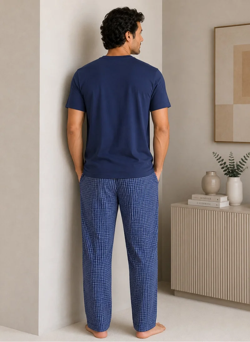 فكتور اند جين Men’s Short Sleeve T-Shirt & Long Pants Pyjama Set – Comfortable Relaxed Fit