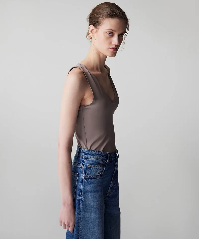 Ipekyol  V-Neck Basic T-Shirt for Women | Best Price UAE